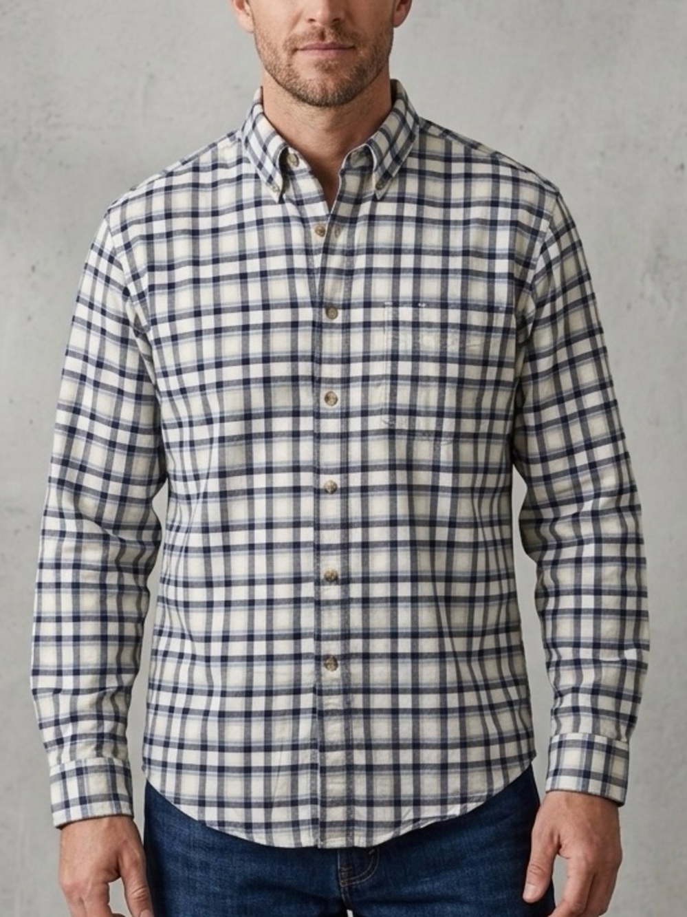 Eddie Bauer Mens Small Shirt Long Sleeve Button Down Plaid Cotton Blue White S
